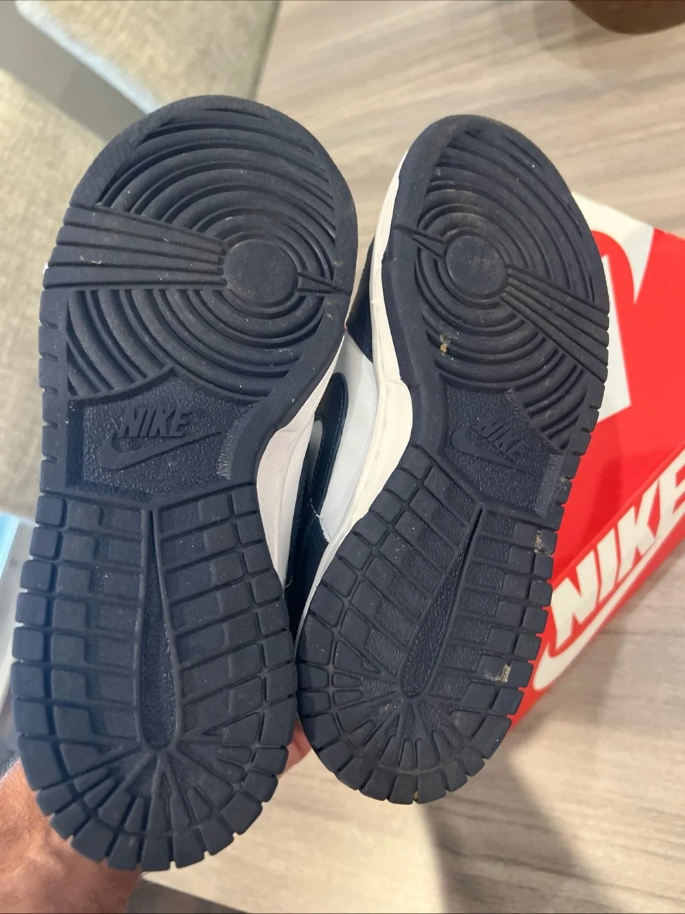 Nike classic low